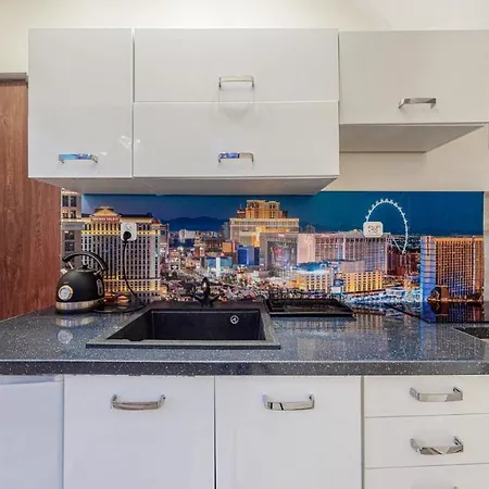 Vegas De Lux-deptak Dworcowa Apartament *