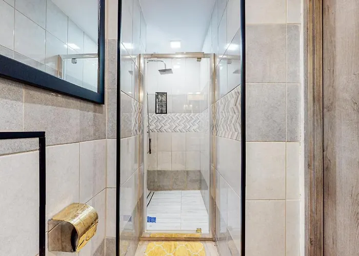 Vegas De Lux-deptak Dworcowa *